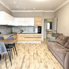 Евродвухкомнатная квартира премиум класса ул. Топоркова 4